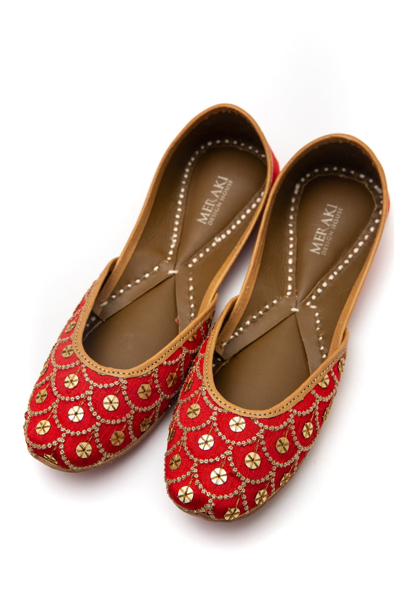  Handcrafted red flats, inspired by the traditional form of South Asian Khussa/Jutti. Made with 100% genuine leather. Beaded flats to keep you comfortable regardless of the occasion.