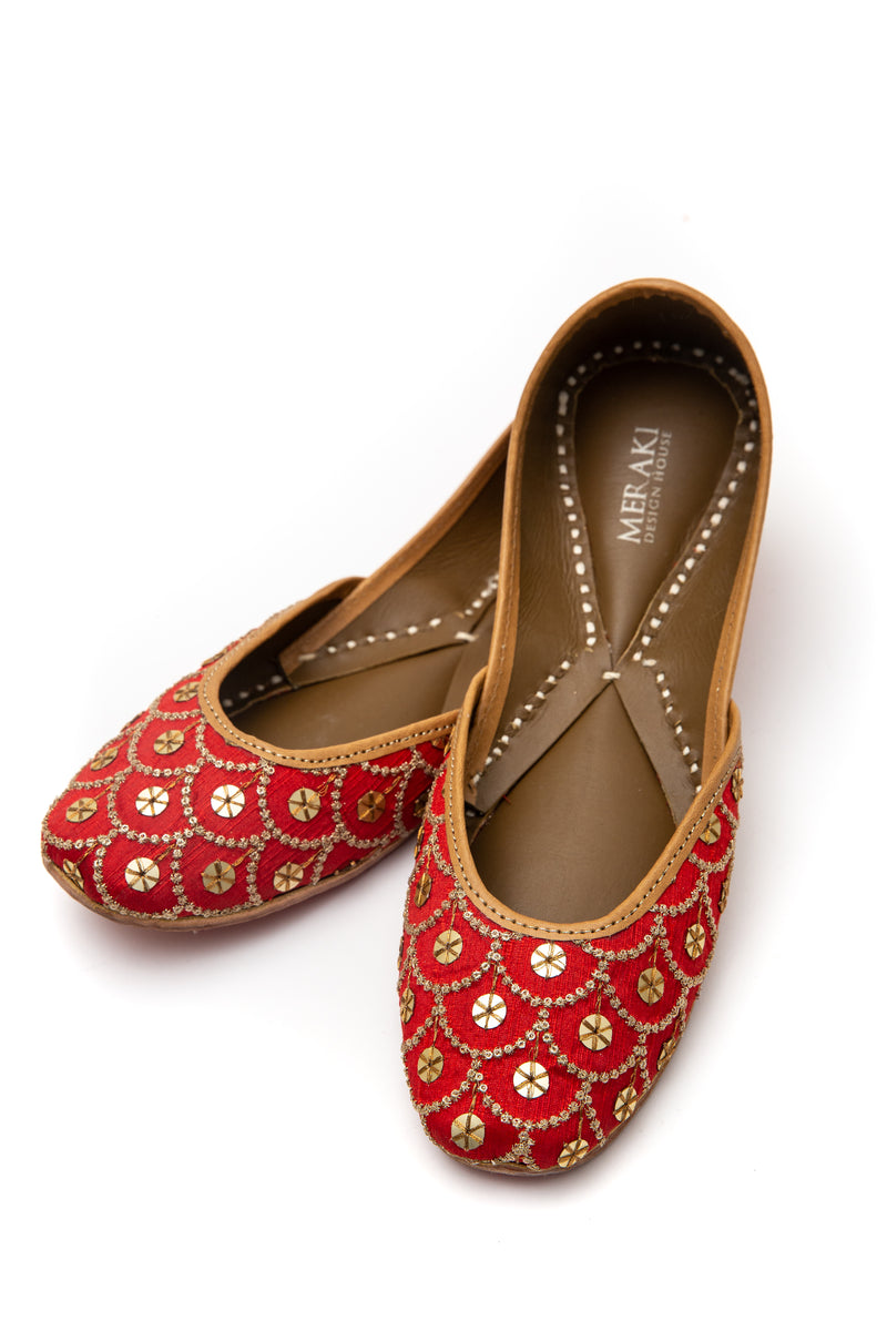  Handcrafted red flats, inspired by the traditional form of South Asian Khussa/Jutti. Made with 100% genuine leather. Beaded flats to keep you comfortable regardless of the occasion.
